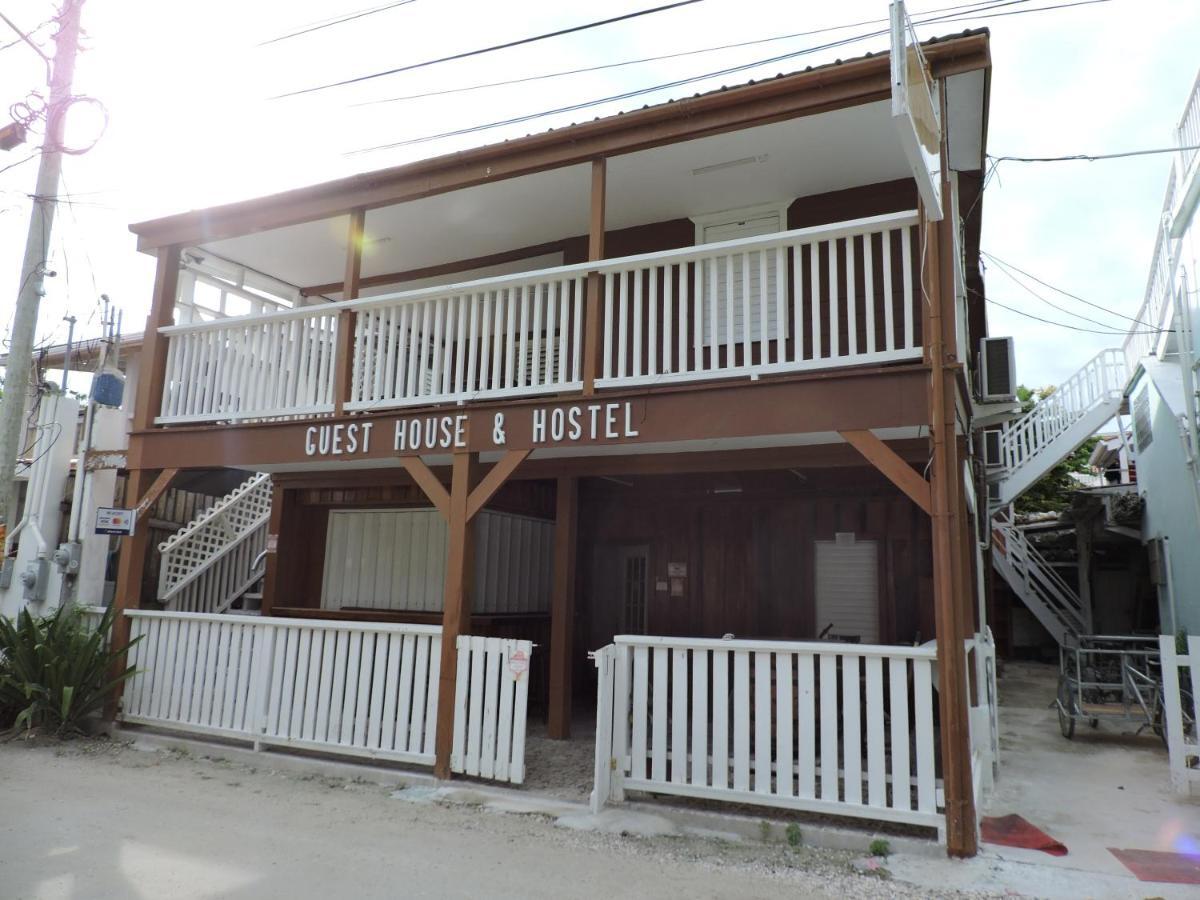 Wild Panther'S Guest House & Hostel Caye Caulker Exterior foto